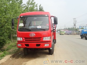 解放系列專用車解析 平板車報價、拖板車工廠與掃路車綜合指南